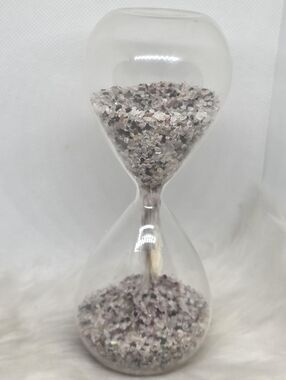 RARE Crystal Chip Hourglass ⏳ 5” Aesthetic Sand Timer | Unique Witchy Decor